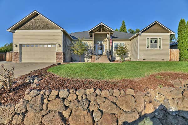 587 OLD WAVERLY WAY, EAGLE POINT, OR 97524 - Image 1