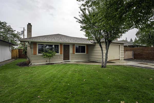 215 CHESTNUT ST, MEDFORD, OR 97501 - Image 1