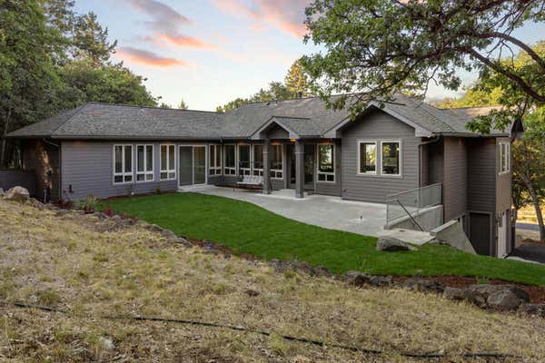 6734 COOPERS HAWK RD, KLAMATH FALLS, OR 97601 - Image 1