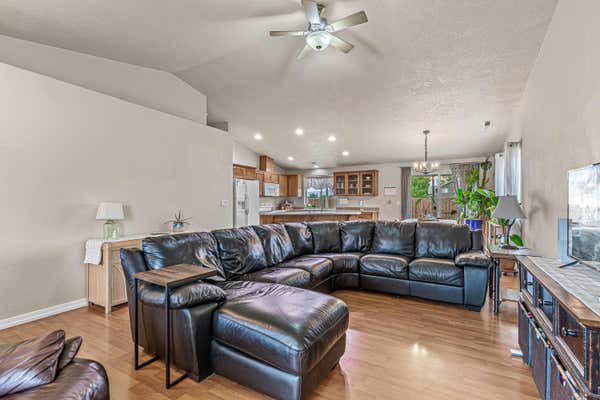 2016 LARA LN, CENTRAL POINT, OR 97502 - Image 1