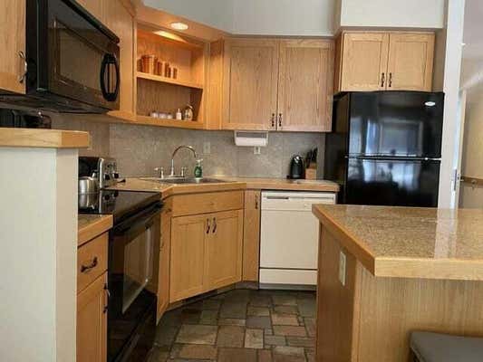 2200 SNOWGOOSE DR # RV1E, REDMOND, OR 97756, photo 4 of 28