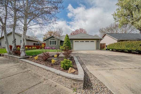 1574 S OAKDALE AVE, MEDFORD, OR 97501 - Image 1