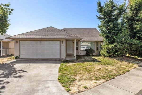 1075 PEACHWOOD CT, MEDFORD, OR 97501 - Image 1