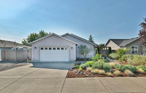 432 WESTMINSTER DR, EAGLE POINT, OR 97524 - Image 1