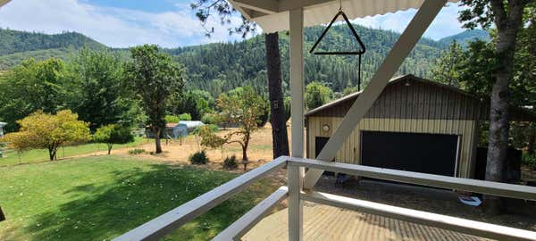 105 TENNEY DR, ROGUE RIVER, OR 97537 - Image 1