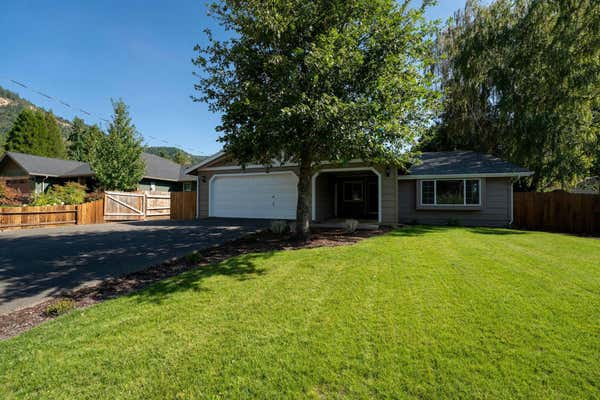 1974 HAMILTON LN, GRANTS PASS, OR 97527 - Image 1