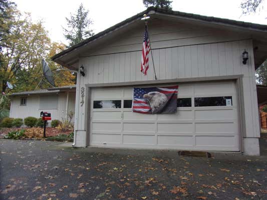 3217 MIDWAY AVE, GRANTS PASS, OR 97527 - Image 1