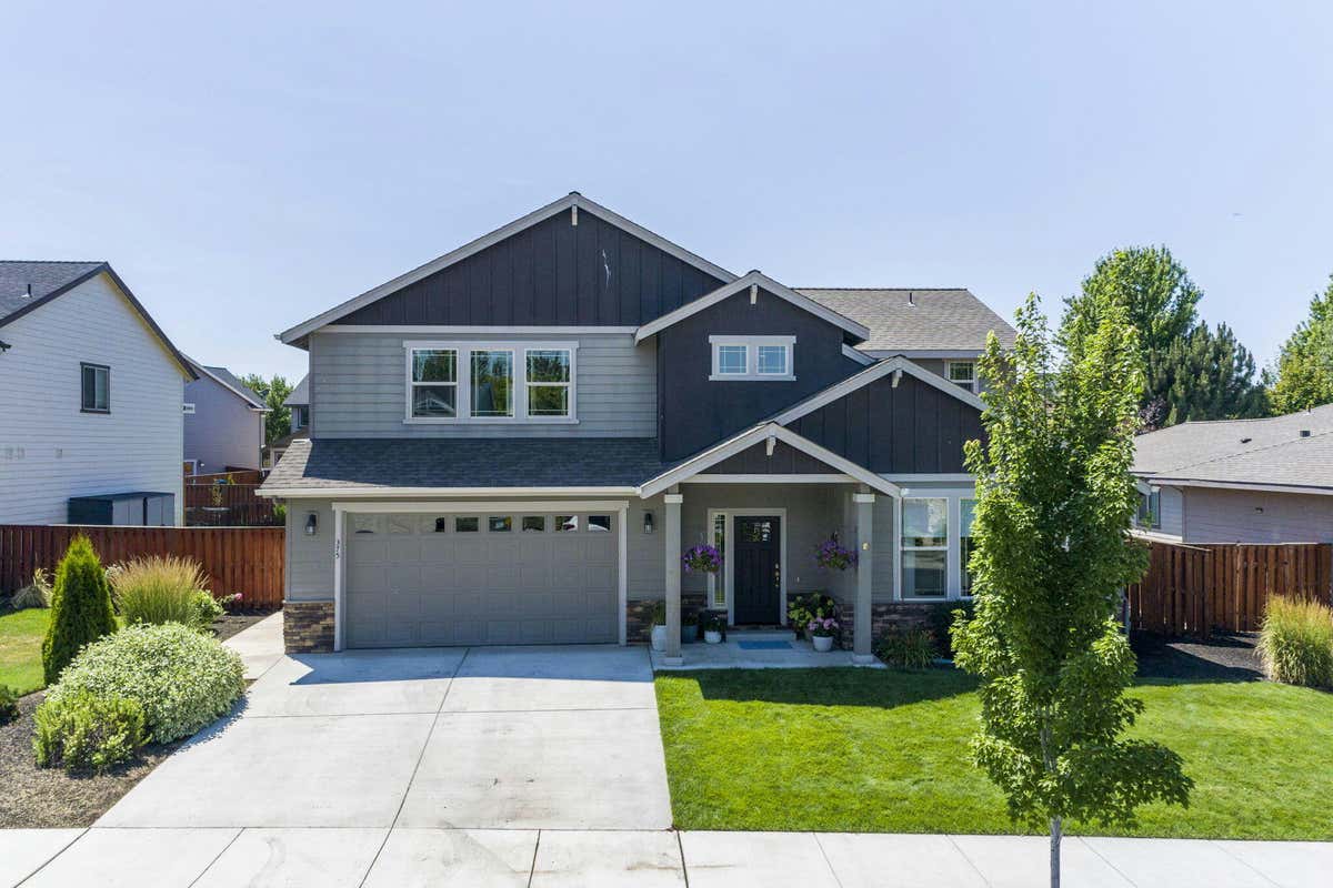 375 NW 28TH ST, REDMOND, OR 97756, photo 1 of 51