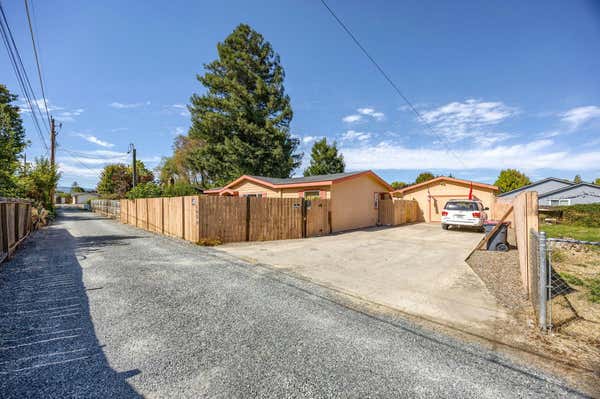 1659 KINGS HWY, MEDFORD, OR 97501 - Image 1