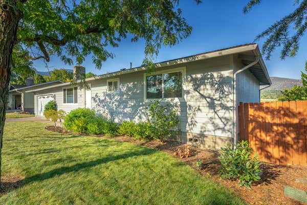 888 CAMBRIDGE ST, ASHLAND, OR 97520 - Image 1