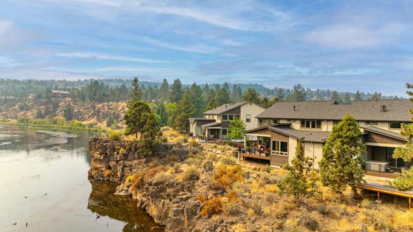 2536 NW RIPPLING RIVER CT, BEND, OR 97703 - Image 1