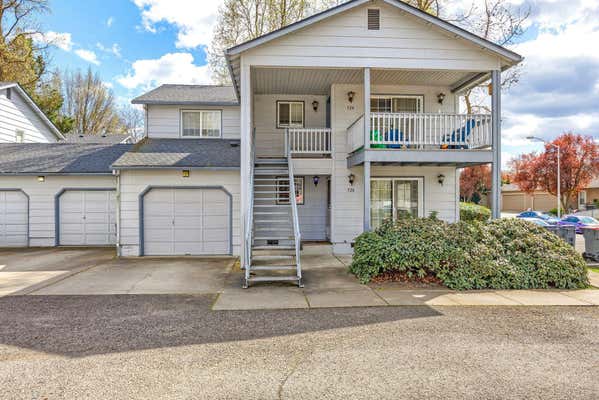 526 VILLAGE DR, CENTRAL POINT, OR 97502 - Image 1