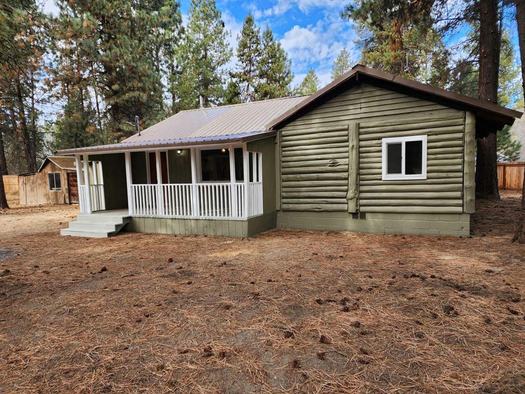 15880 FIR RD, LA PINE, OR 97739, photo 1 of 9