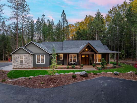 151 KEY WAY, GRANTS PASS, OR 97527 - Image 1