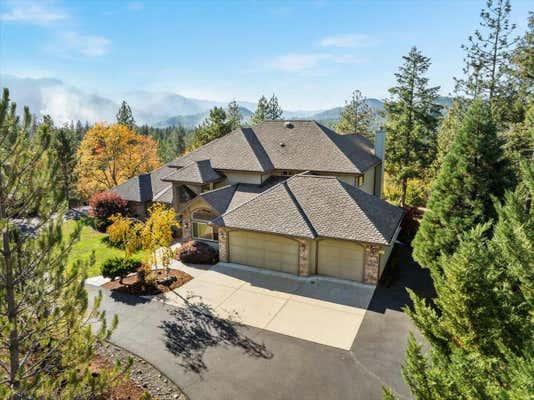 596 BELLEWOOD DR, GRANTS PASS, OR 97527 - Image 1