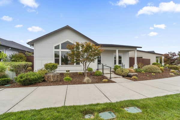 451 S HASKELL ST, CENTRAL POINT, OR 97502 - Image 1