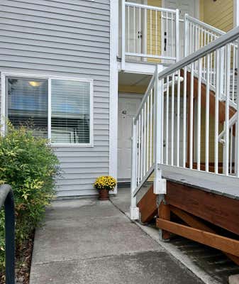 2101 POPLAR DR UNIT 42, MEDFORD, OR 97504 - Image 1