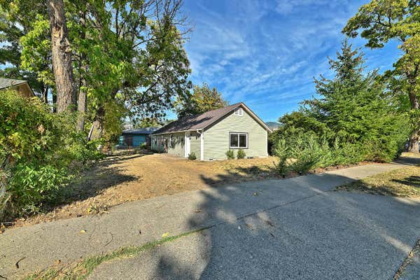 418 SE I ST APT A, GRANTS PASS, OR 97526 - Image 1