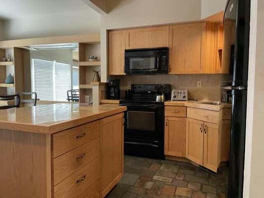 2200 SNOWGOOSE DR # RV1E, REDMOND, OR 97756, photo 2 of 28