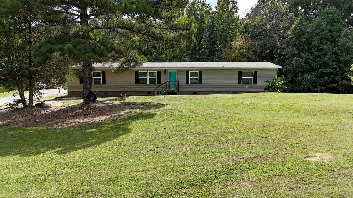 249 LONA RD, BLACKSBURG, SC 29702, photo 1 of 30