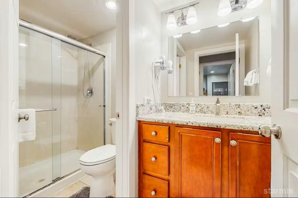 South Lake Tahoe, California, 96150, United States, 4 Bedrooms Bedrooms, ,2 BathroomsBathrooms,Residential,Active,1996265