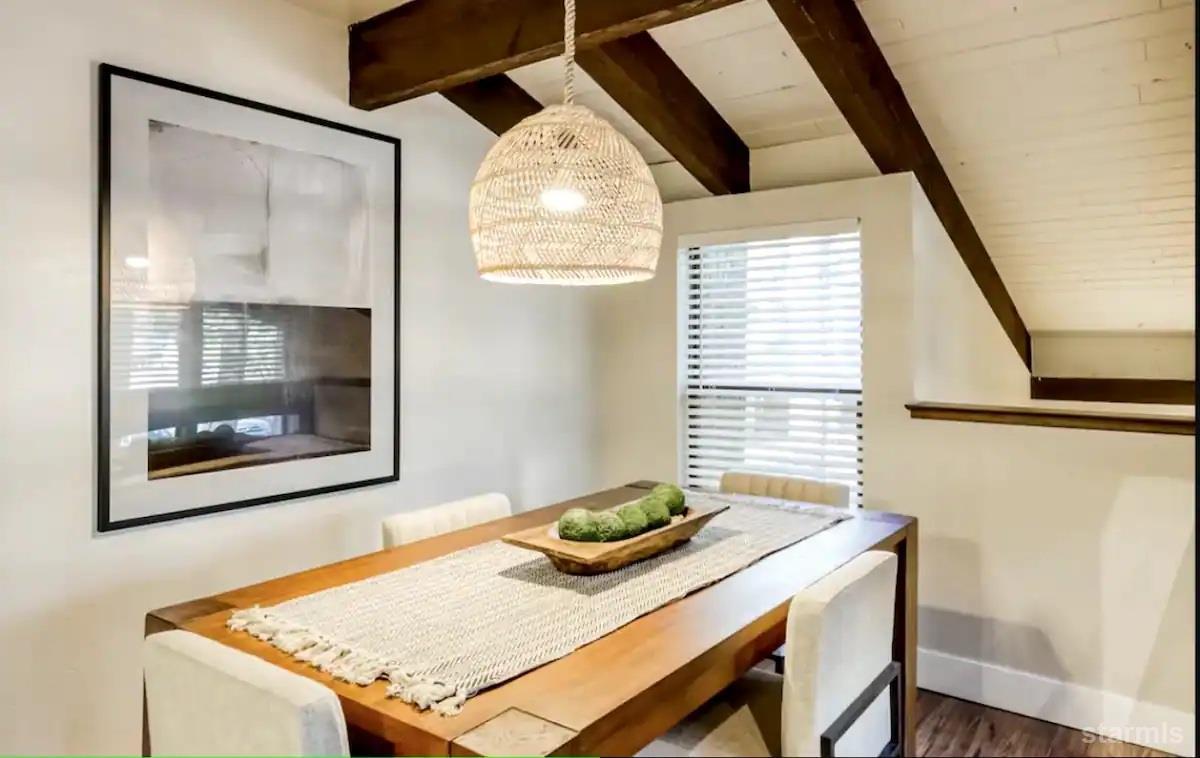 South Lake Tahoe, California, 96150, United States, 3 Bedrooms Bedrooms, ,2 BathroomsBathrooms,Residential,Active,1904156