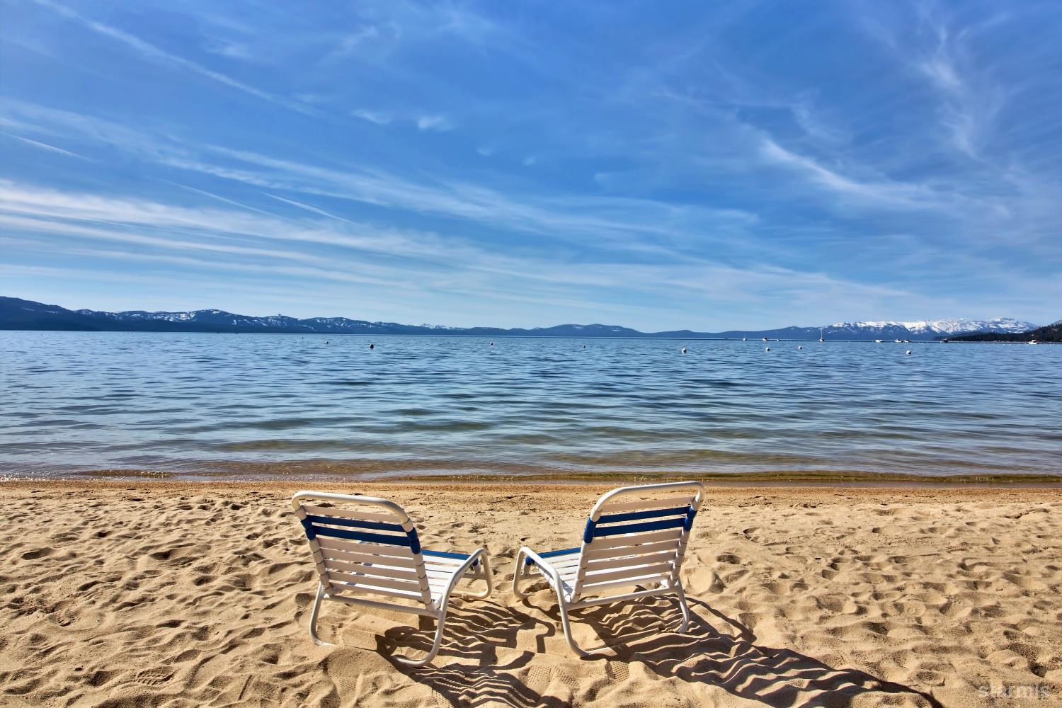 South Lake Tahoe, California, 96150, United States, 4 Bedrooms Bedrooms, ,2 BathroomsBathrooms,Residential,Active,1904174