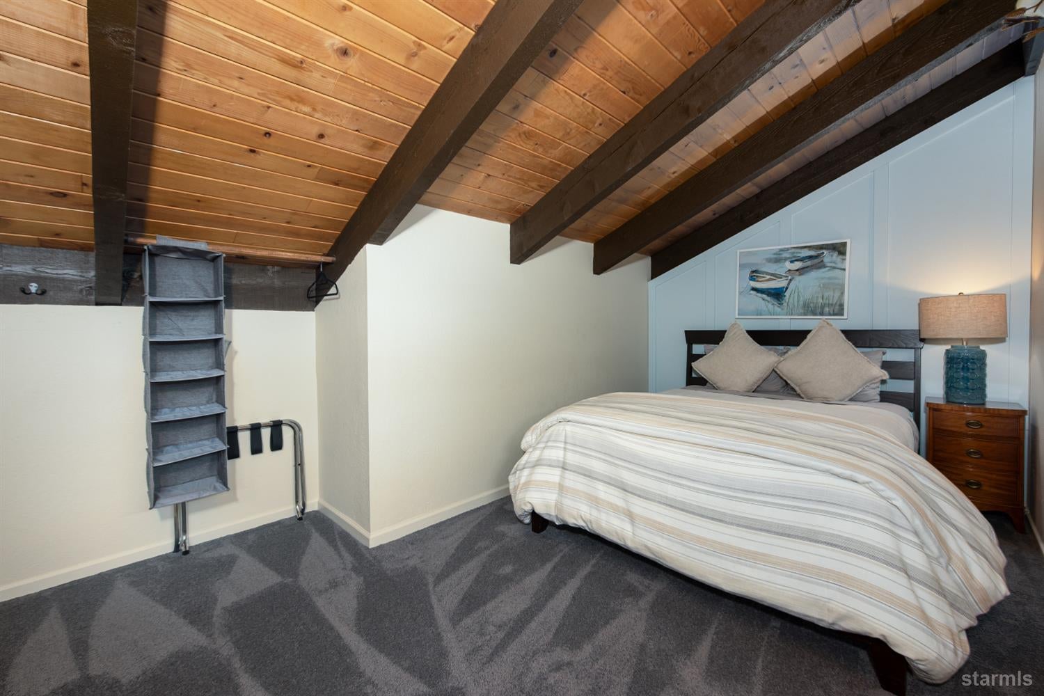 South Lake Tahoe, California, 96150, United States, 4 Bedrooms Bedrooms, ,2 BathroomsBathrooms,Residential,Active,1904174