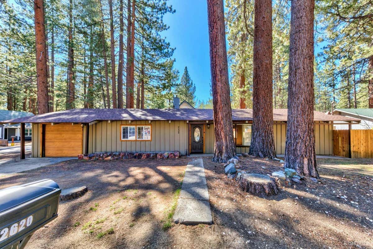 2620 BERTHA AVE, SOUTH LAKE TAHOE, CA 96150, photo 1 of 20