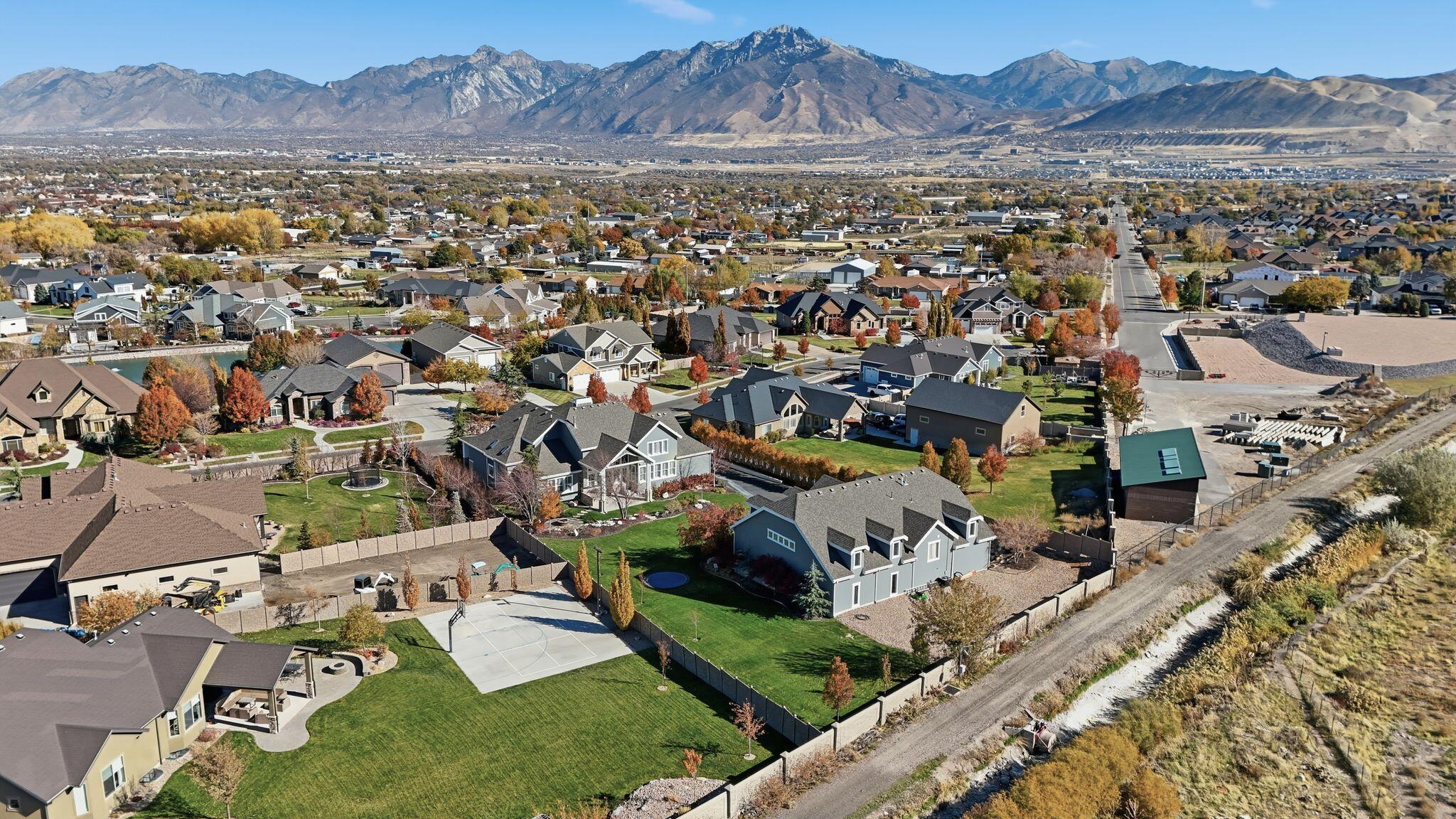 Bluffdale, Utah, 84065, United States, 7 Bedrooms Bedrooms, ,8 BathroomsBathrooms,Residential,Active,1987223