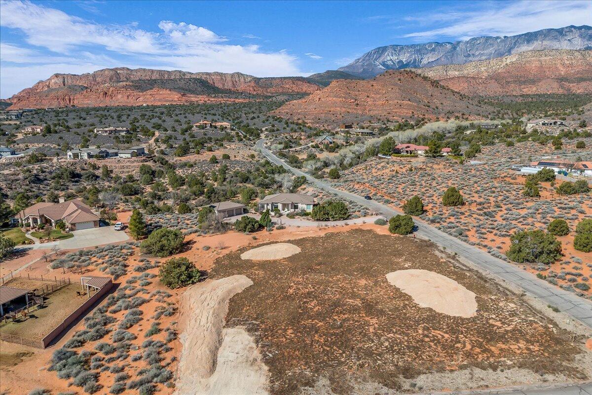 Leeds, Utah, 84746, United States, 5 Bedrooms Bedrooms, ,3 BathroomsBathrooms,Residential,Active,2008700