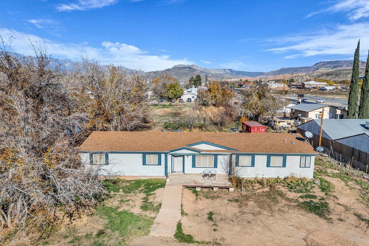 La Verkin, Utah, 84745, United States, 4 Bedrooms Bedrooms, ,2 BathroomsBathrooms,Residential,Active,2006765