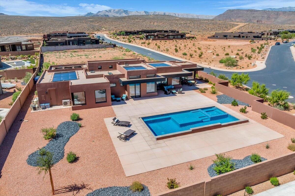Ivins, Utah, 84738, United States, 3 Bedrooms Bedrooms, ,3 BathroomsBathrooms,Residential,Active,1920222