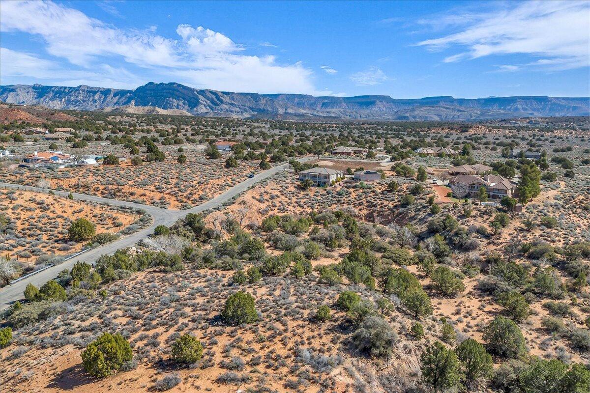 Leeds, Utah, 84746, United States, 5 Bedrooms Bedrooms, ,3 BathroomsBathrooms,Residential,Active,2008700