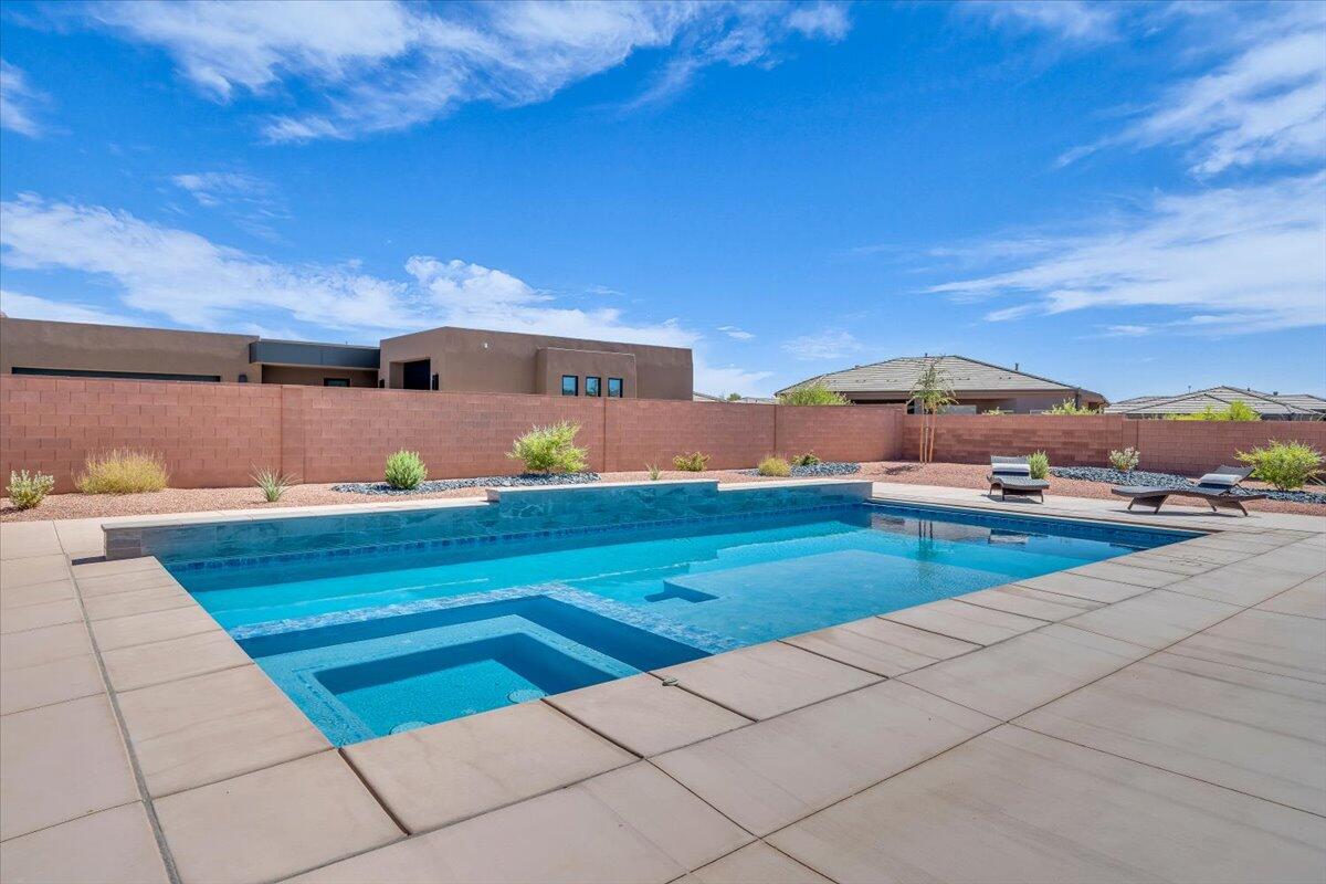 Ivins, Utah, 84738, United States, 3 Bedrooms Bedrooms, ,3 BathroomsBathrooms,Residential,Active,1920222