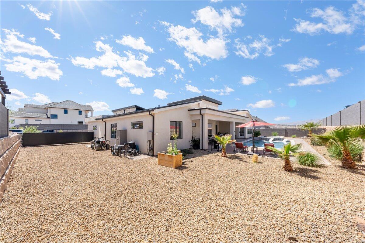 Washington, Utah, 84780, United States, 4 Bedrooms Bedrooms, ,3 BathroomsBathrooms,Residential,Active,1764542