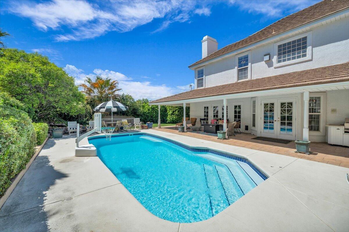 St George, Utah, 84790, United States, 5 Bedrooms Bedrooms, ,5 BathroomsBathrooms,Residential,Active,1788568