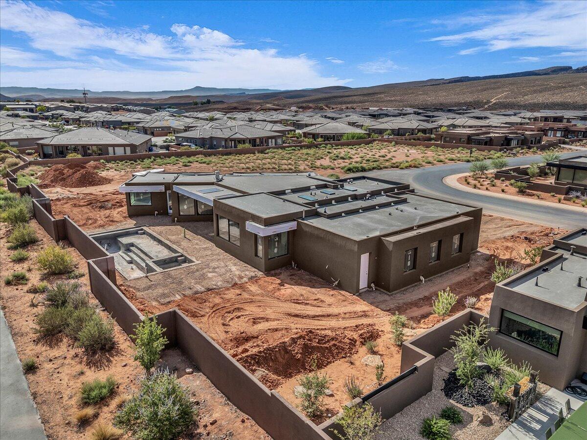 Ivins, Utah, 84738, United States, 3 Bedrooms Bedrooms, ,4 BathroomsBathrooms,Residential,Active,1986904