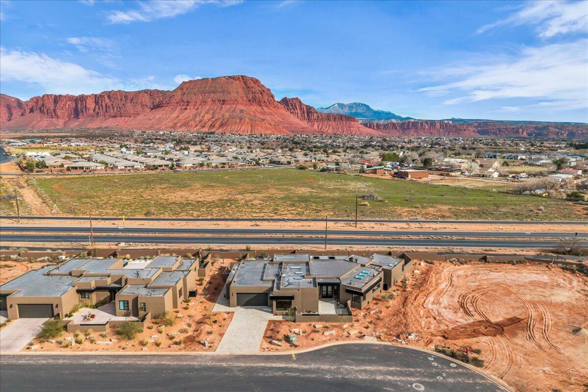 Ivins, Utah, 84738, United States, 3 Bedrooms Bedrooms, ,4 BathroomsBathrooms,Residential,Active,1986904