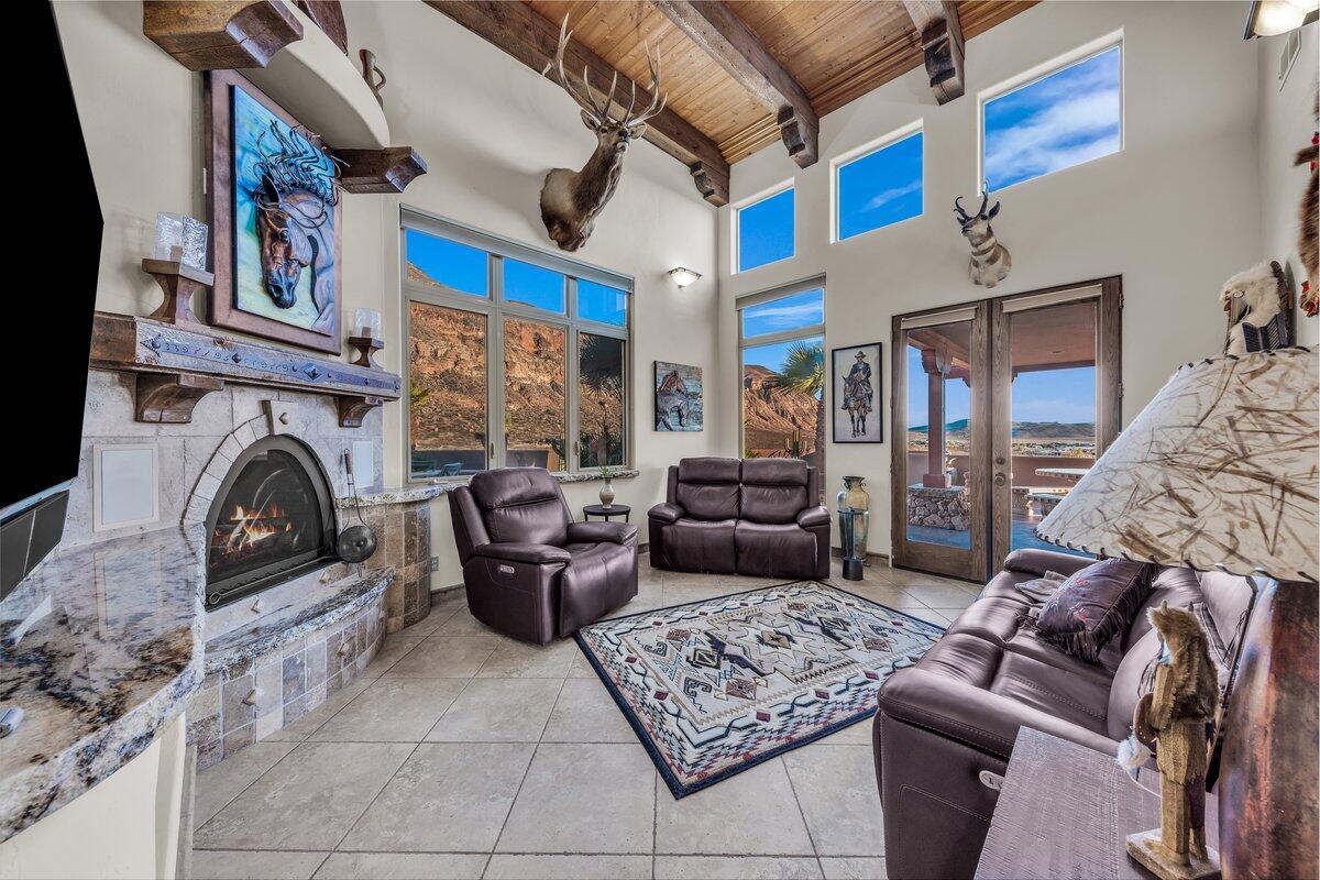 Hurricane, Utah, 84737, United States, 4 Bedrooms Bedrooms, ,3 BathroomsBathrooms,Residential,Active,1941338