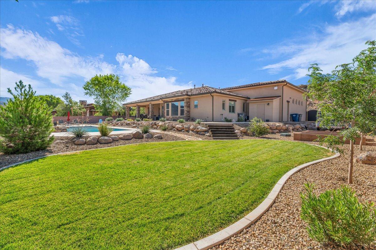 Virgin, Utah, 84779, United States, 4 Bedrooms Bedrooms, ,4 BathroomsBathrooms,Residential,Active,1904690