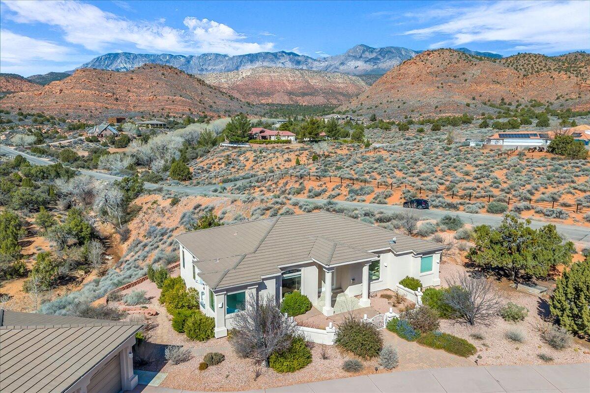 Leeds, Utah, 84746, United States, 5 Bedrooms Bedrooms, ,3 BathroomsBathrooms,Residential,Active,2008700