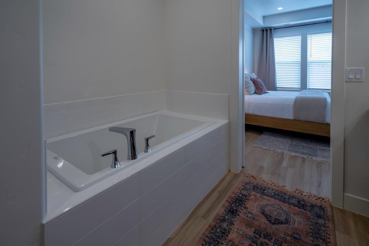 Santa Clara, Utah, 84765, United States, ,6 BathroomsBathrooms,Residential,Active,1798104