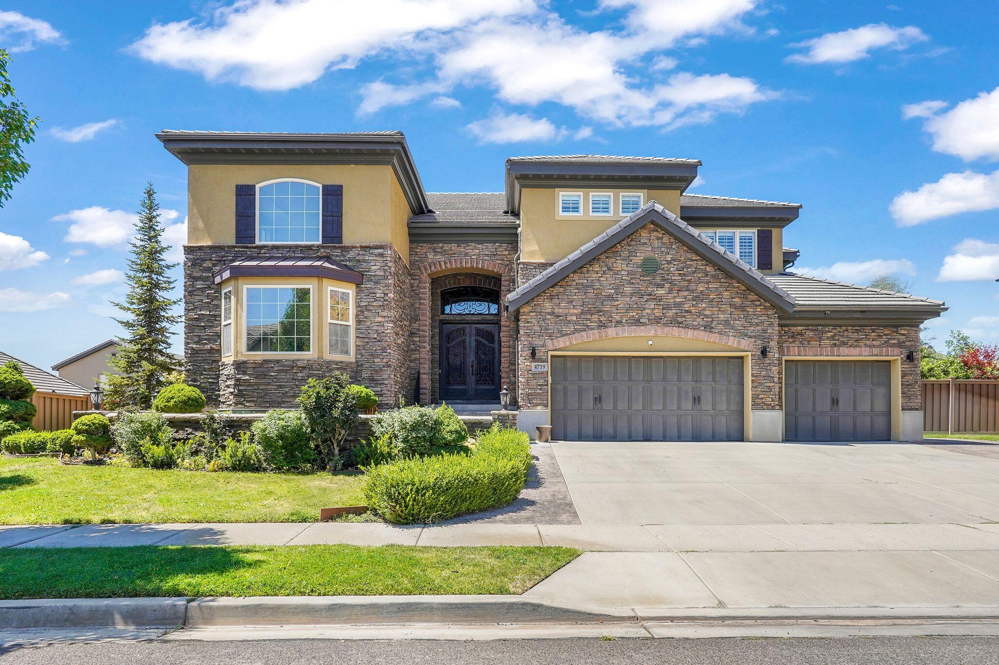Lehi, Utah, 84043, United States, 7 Bedrooms Bedrooms, ,7 BathroomsBathrooms,Residential,Active,1905043