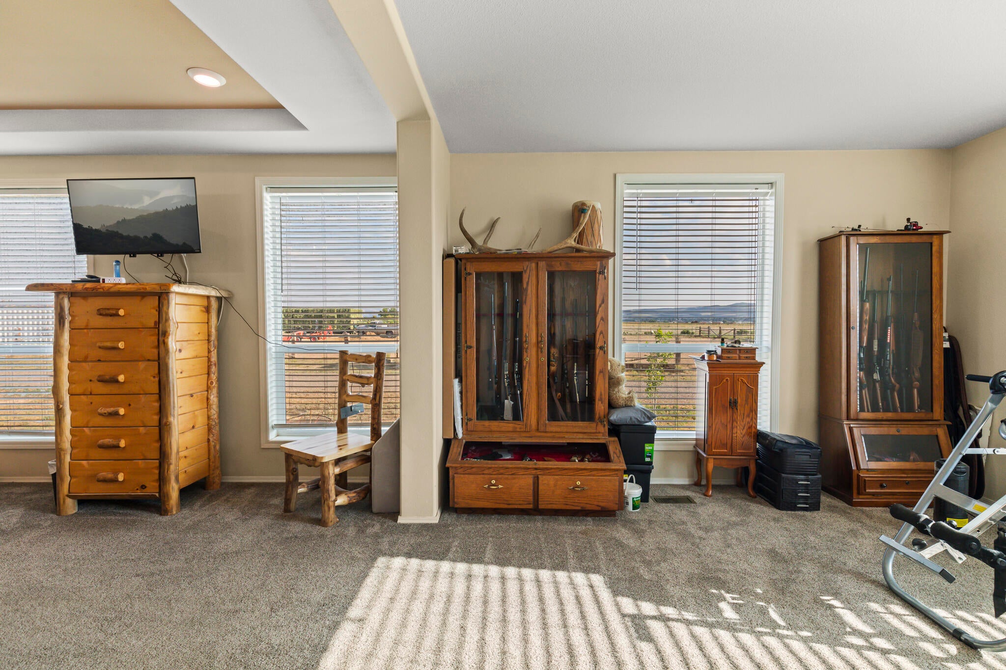 Panguitch, Utah, 84759, United States, 3 Bedrooms Bedrooms, ,3 BathroomsBathrooms,Residential,Active,2015807