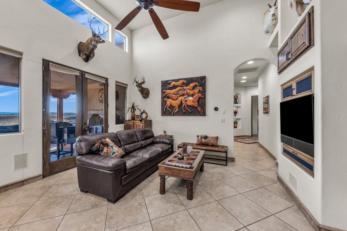 Hurricane, Utah, 84737, United States, 4 Bedrooms Bedrooms, ,3 BathroomsBathrooms,Residential,Active,1941338