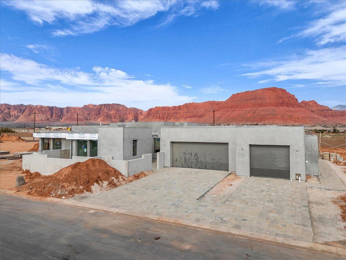 Ivins, Utah, 84738, United States, 4 Bedrooms Bedrooms, ,5 BathroomsBathrooms,Residential,Active,2021032