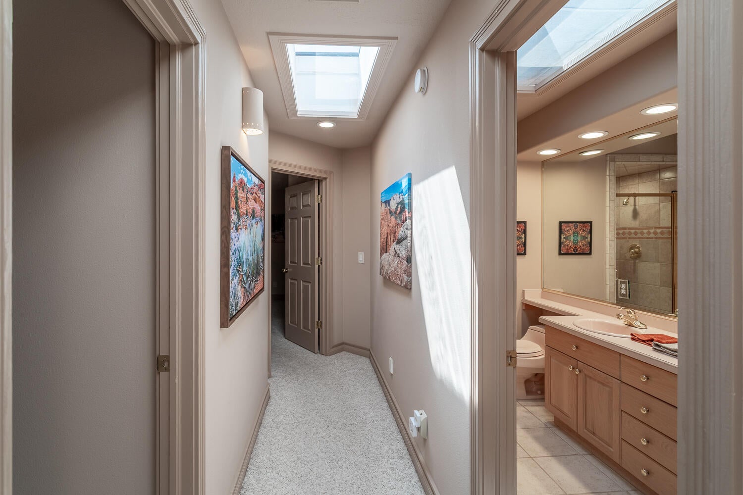 St George, Utah, 84738, United States, 3 Bedrooms Bedrooms, ,4 BathroomsBathrooms,Residential,Active,1769897