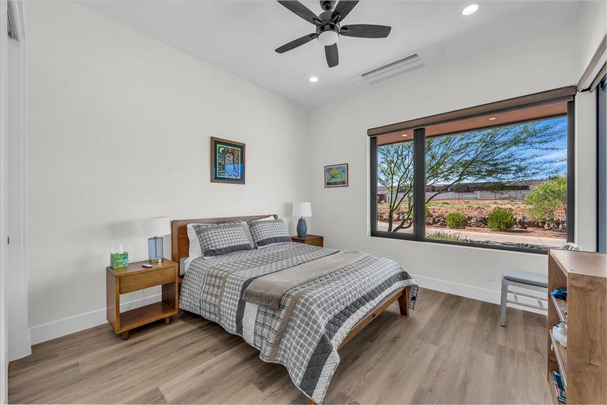 Ivins, Utah, 84738, United States, 3 Bedrooms Bedrooms, ,3 BathroomsBathrooms,Residential,Active,1920222