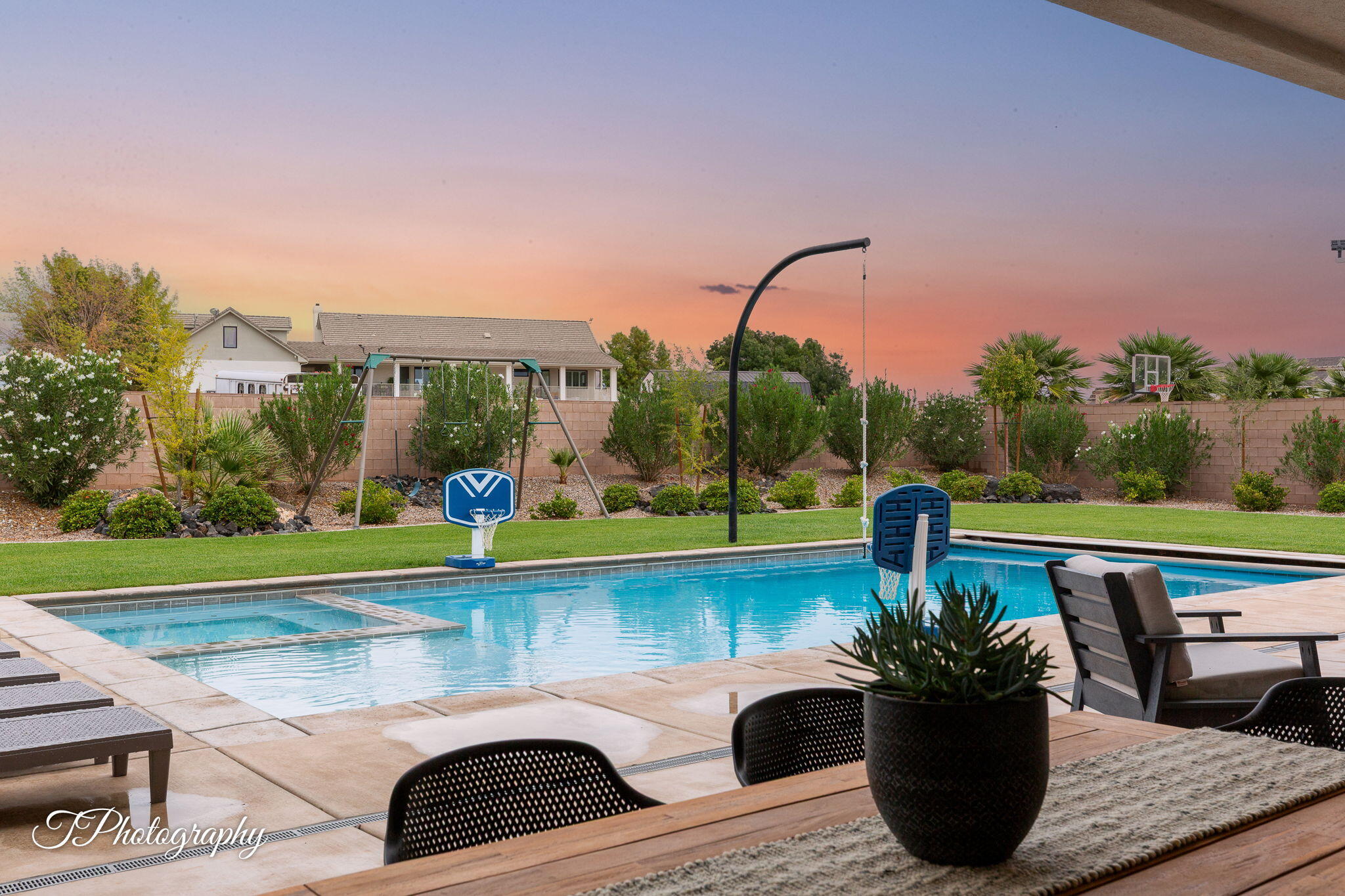 St George, Utah, 84790, United States, 7 Bedrooms Bedrooms, ,7 BathroomsBathrooms,Residential,Active,1963419